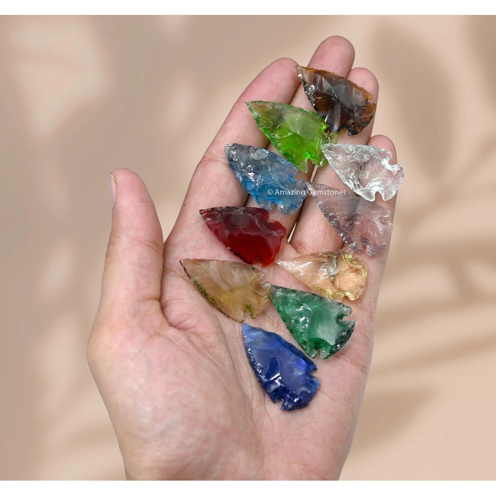 Red Arrowhead - 1" to 1.5" (10 Pieces)