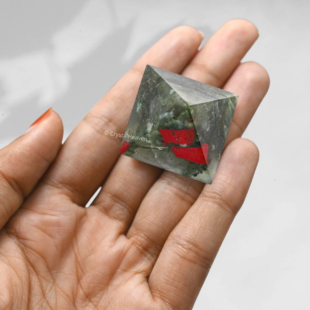 African Bloodstone Pyramid (1 Inch)