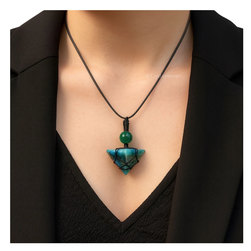 Moss Agate Pyramid Macrame Pendant Necklace