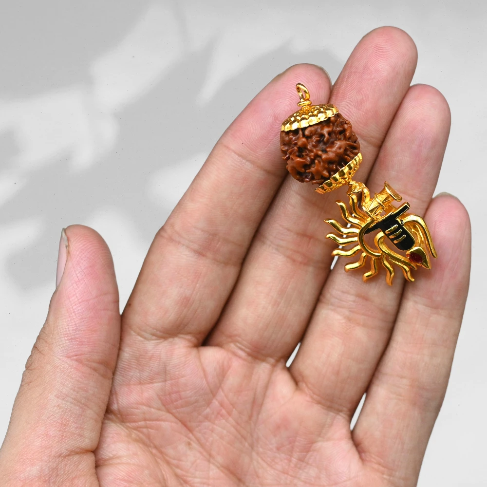 14 Mukhi Rudraksha OM Pendant (Gold)