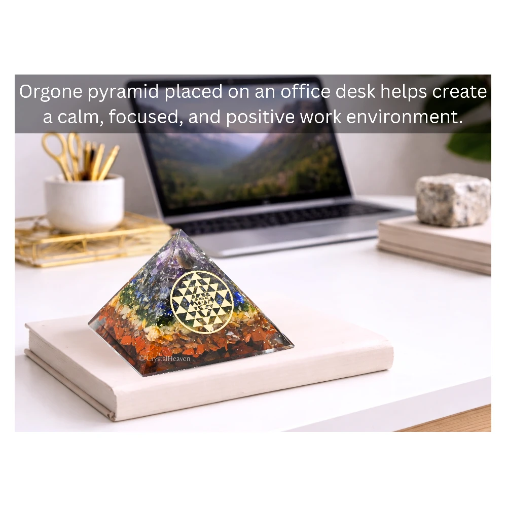 7 Chakra Orgone Pyramid (Round Shriyantra)