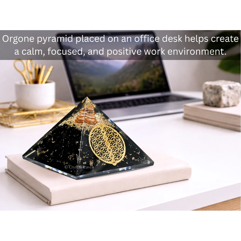 Shungite Orgone Pyramid (Chakra Flower of life)