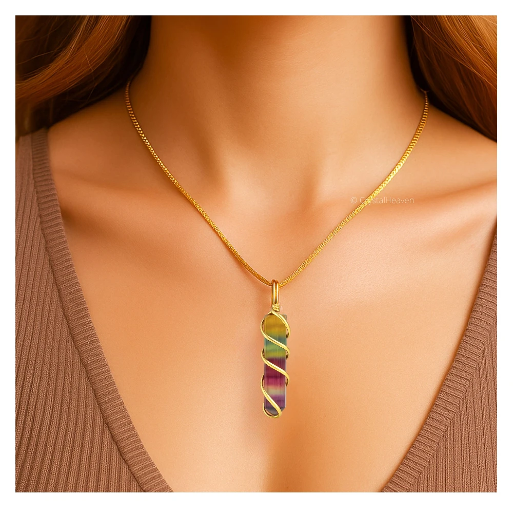 Fluorite Necklace - Spiral Pencil Point (Gold)