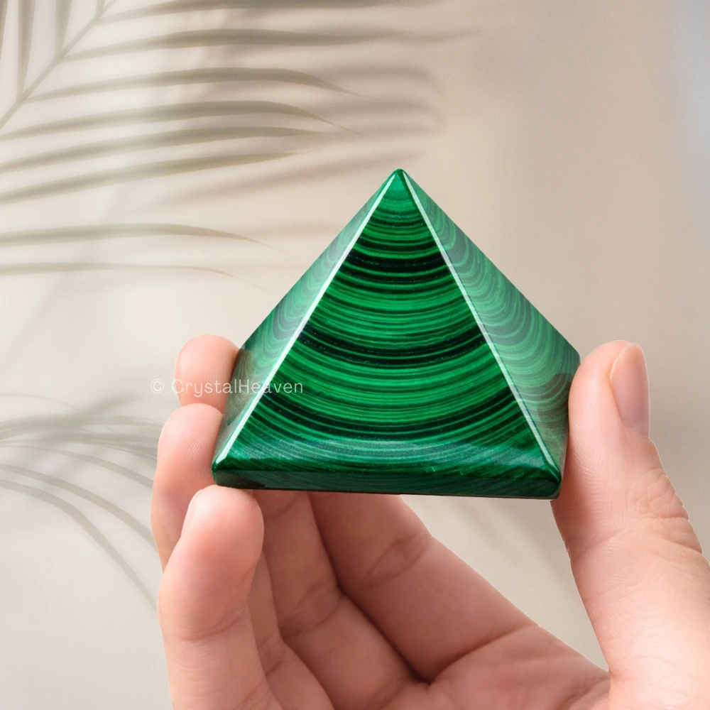 Malachite Pyramid (1.5 Inch)