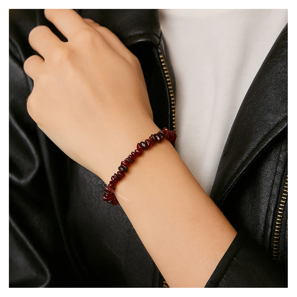 Garnet Chips Bracelet