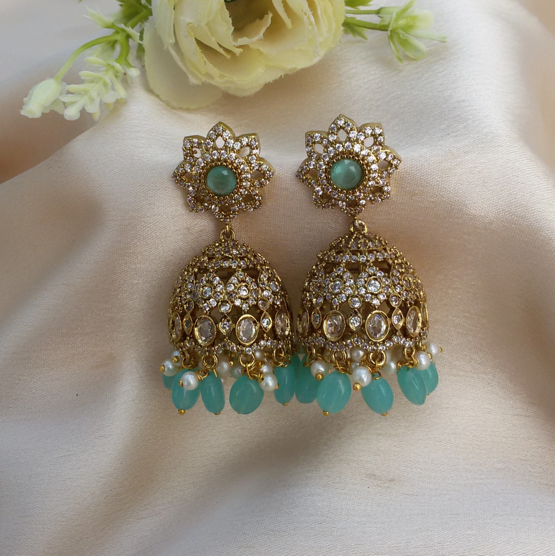 Flower stud Victorian Jhumkis