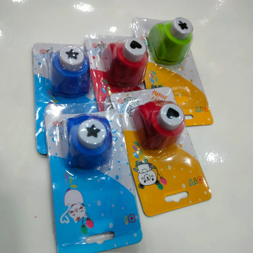 HAPPY TIME CRAFT PUNCH