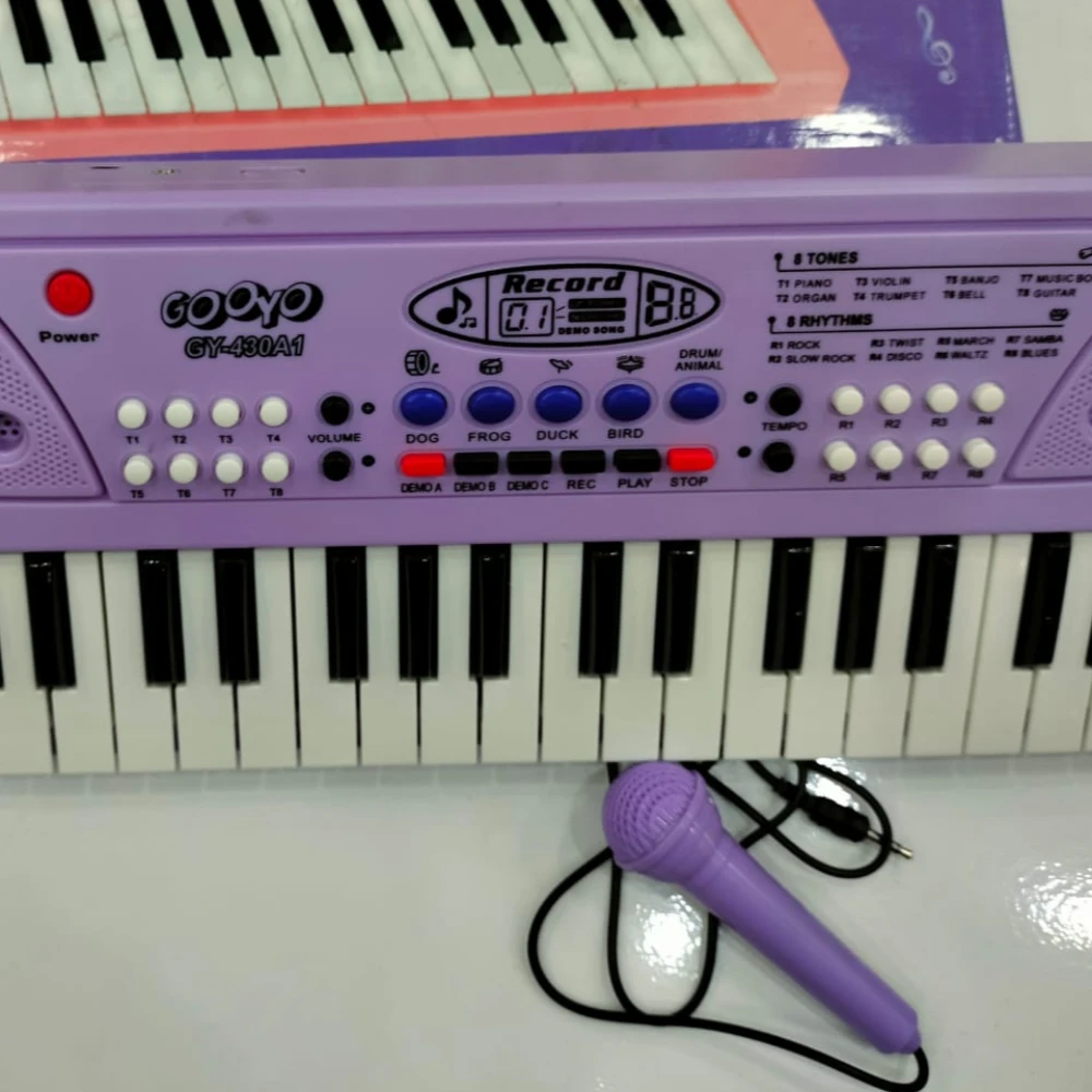 Gooyo Piano with mic