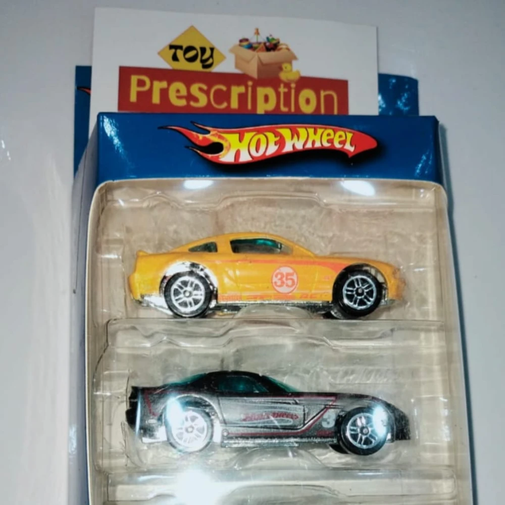 HOT WHEELS RACING CAR