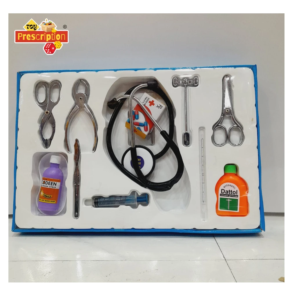 JUNIOR DOCTOR PLAY SET