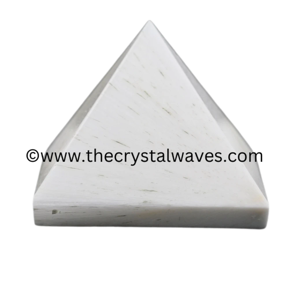 Scolecite Pyramid Large (35-55 mm)