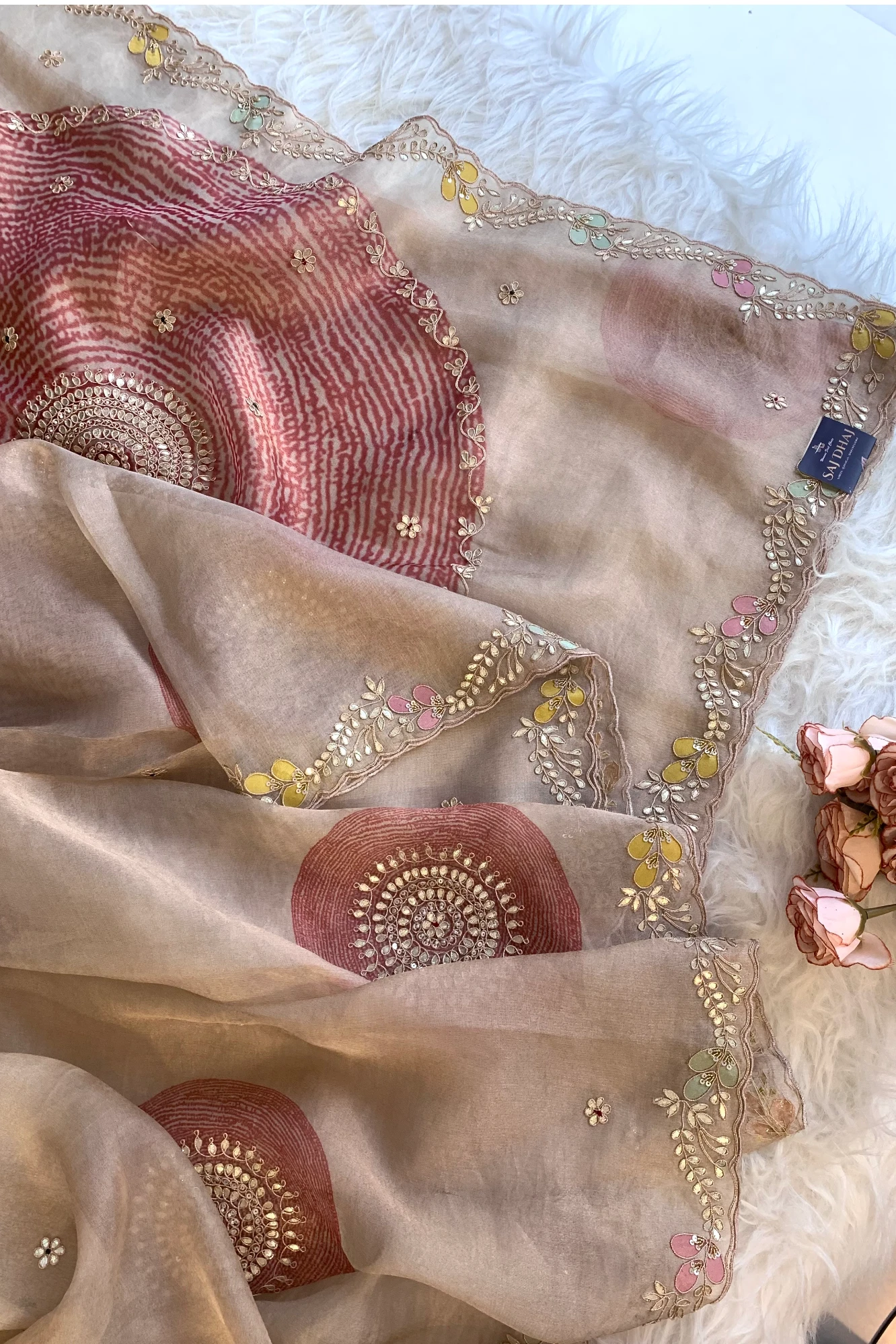 Gota Patti Organza Saree with Tie Dye Effect (beige+Pink) 5838 01