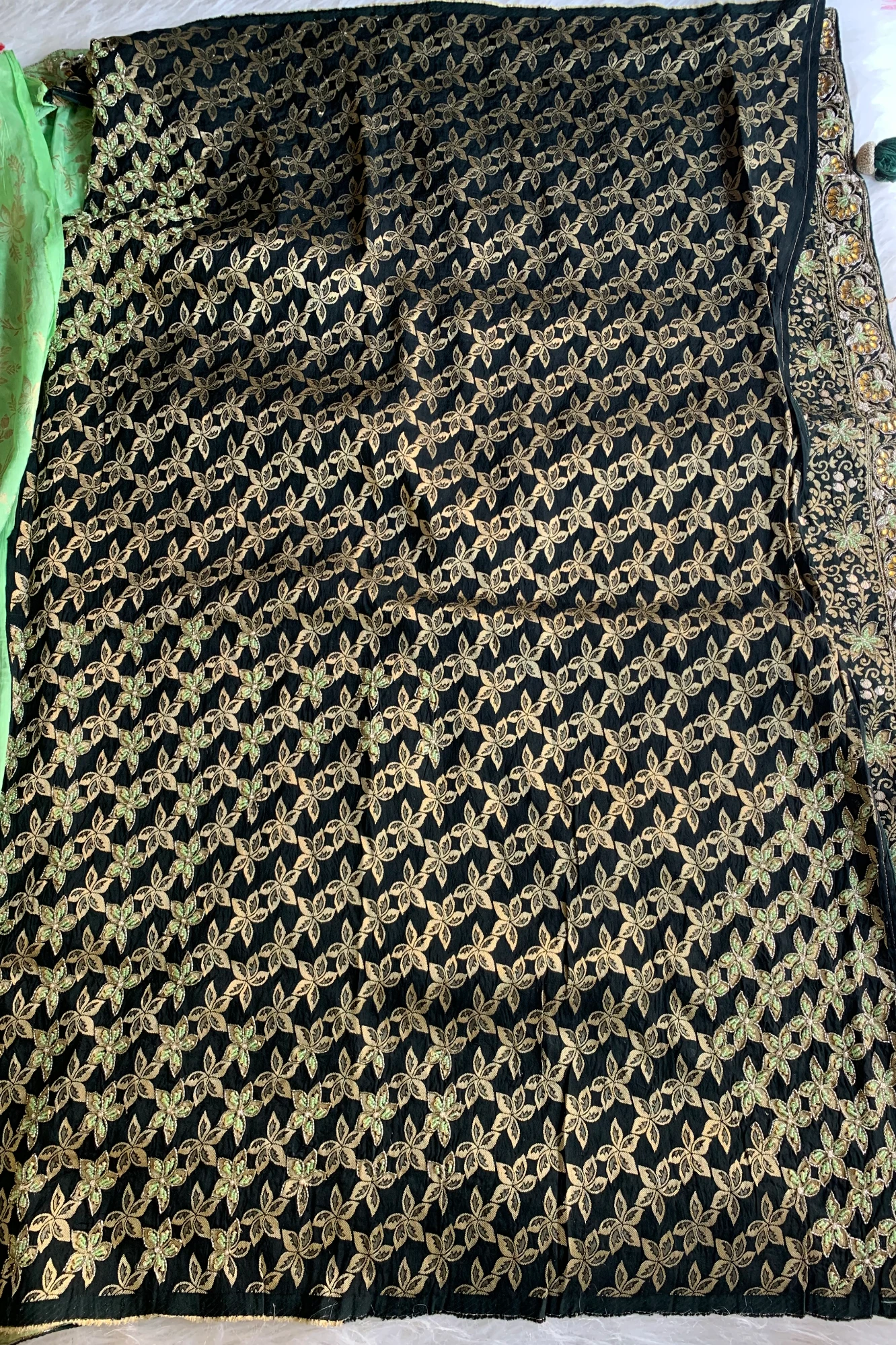 Green Banarasi Saree 3023 04