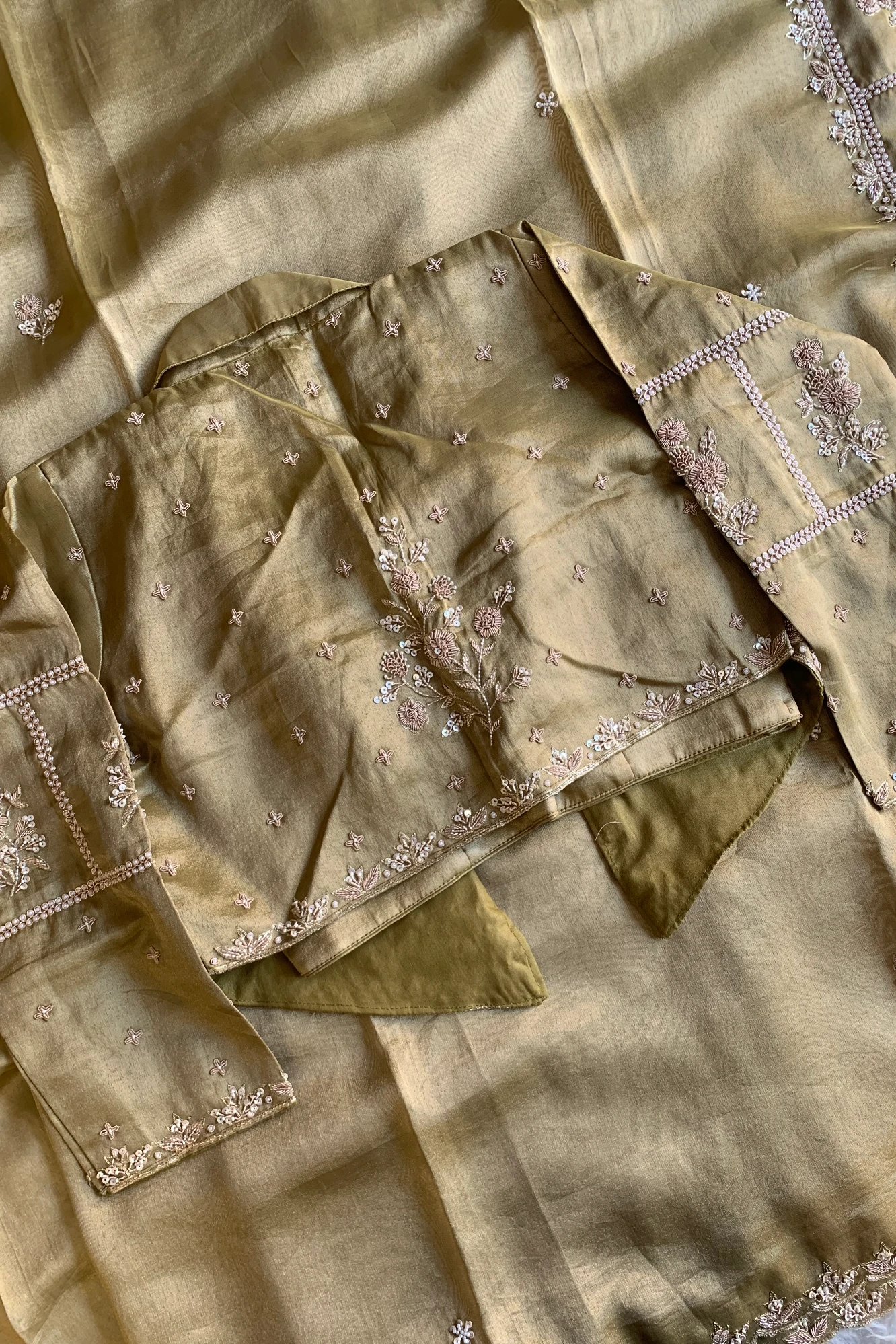 Olive Green Embellished Tissue Saree 5764 17