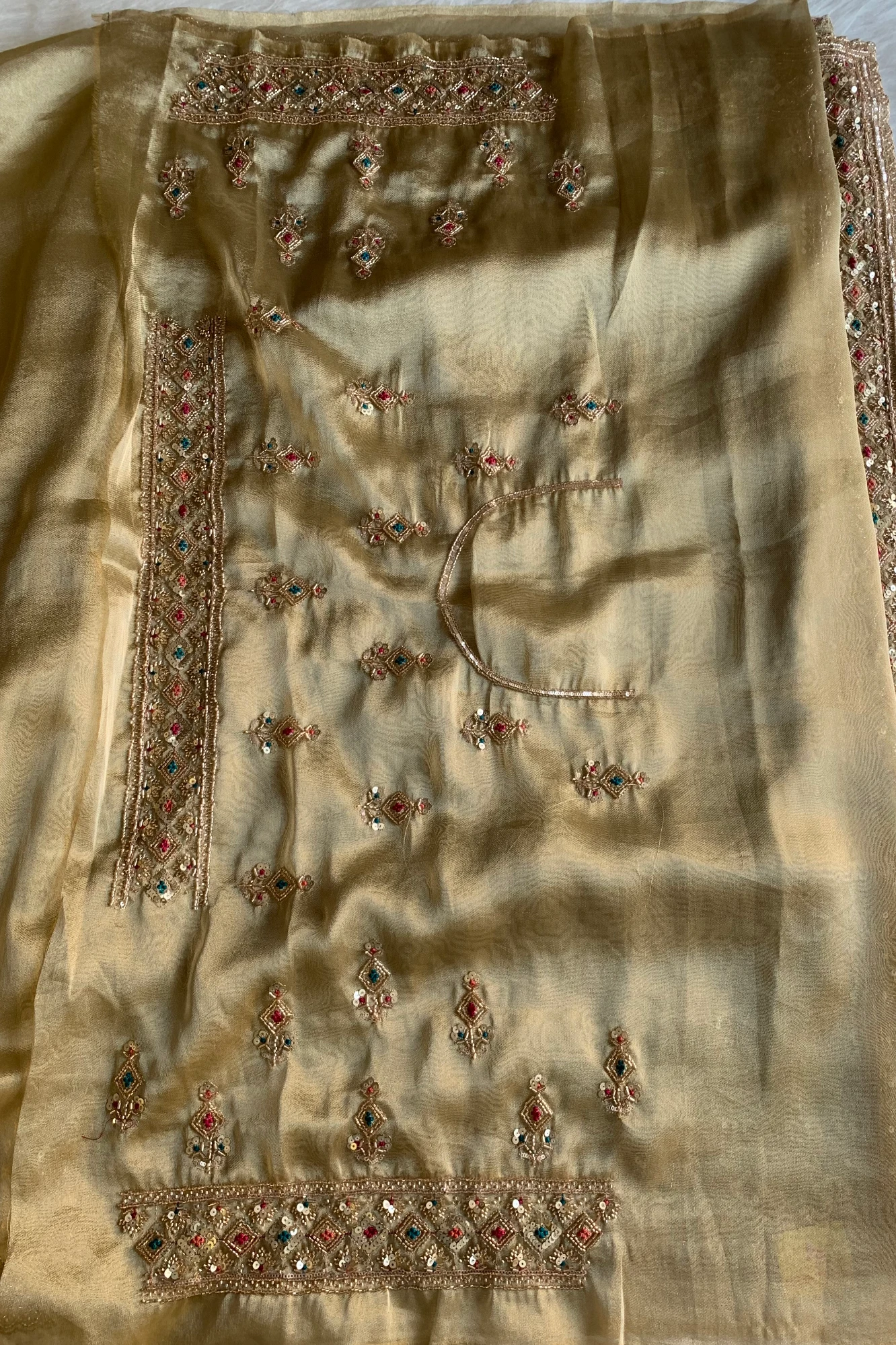 Beige Tissue Saree 5748 02