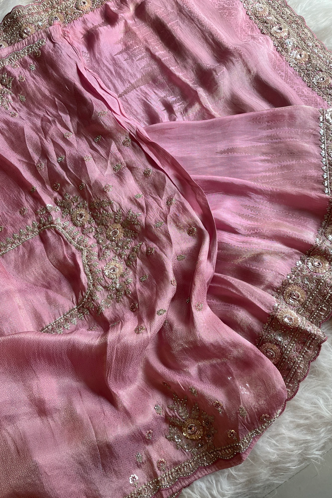Baby Pink Banarasi Saree with Intricate Work 5662 03