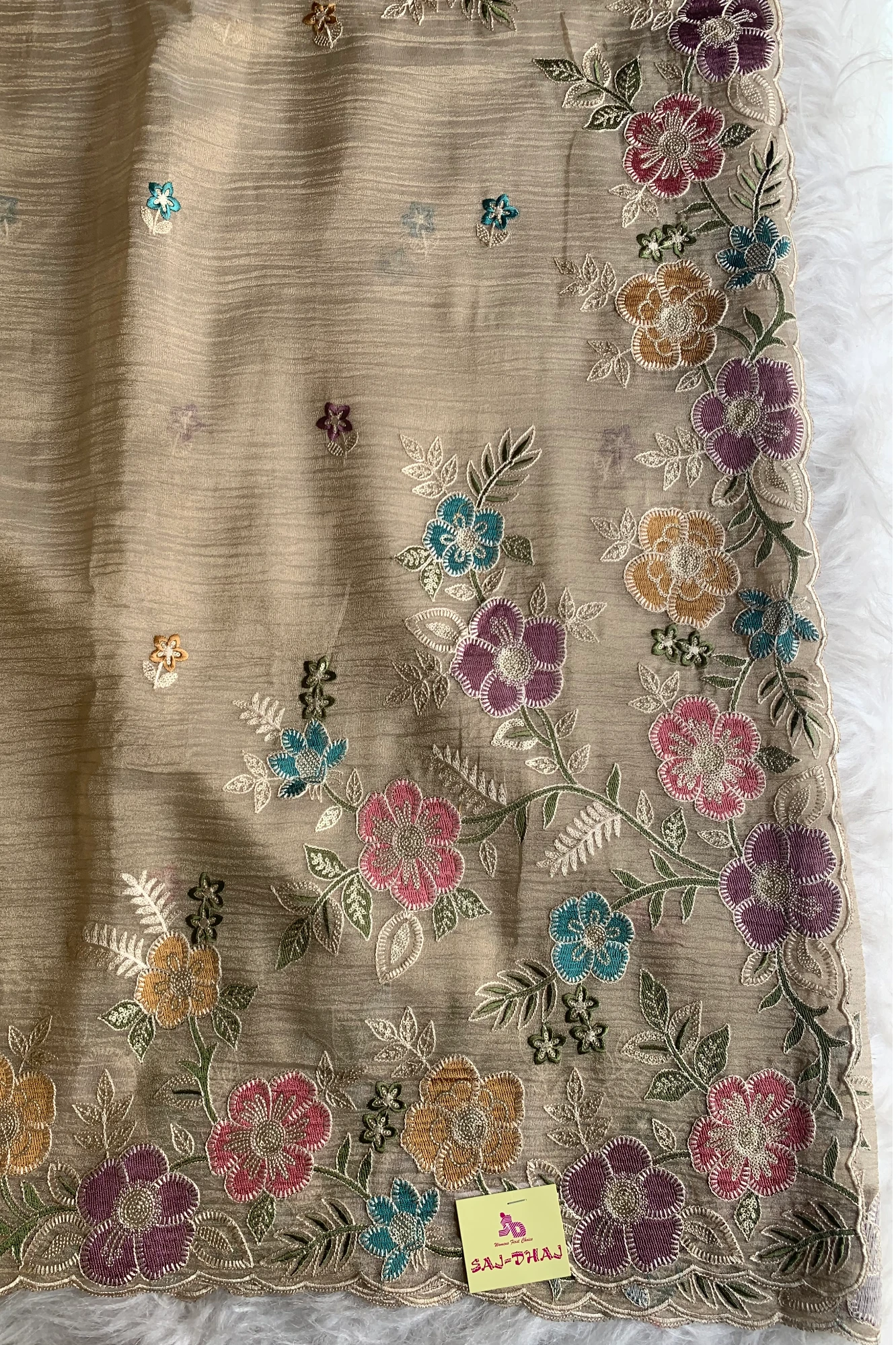 Cream Crush Tissue Organza Floral Saree 5773 04