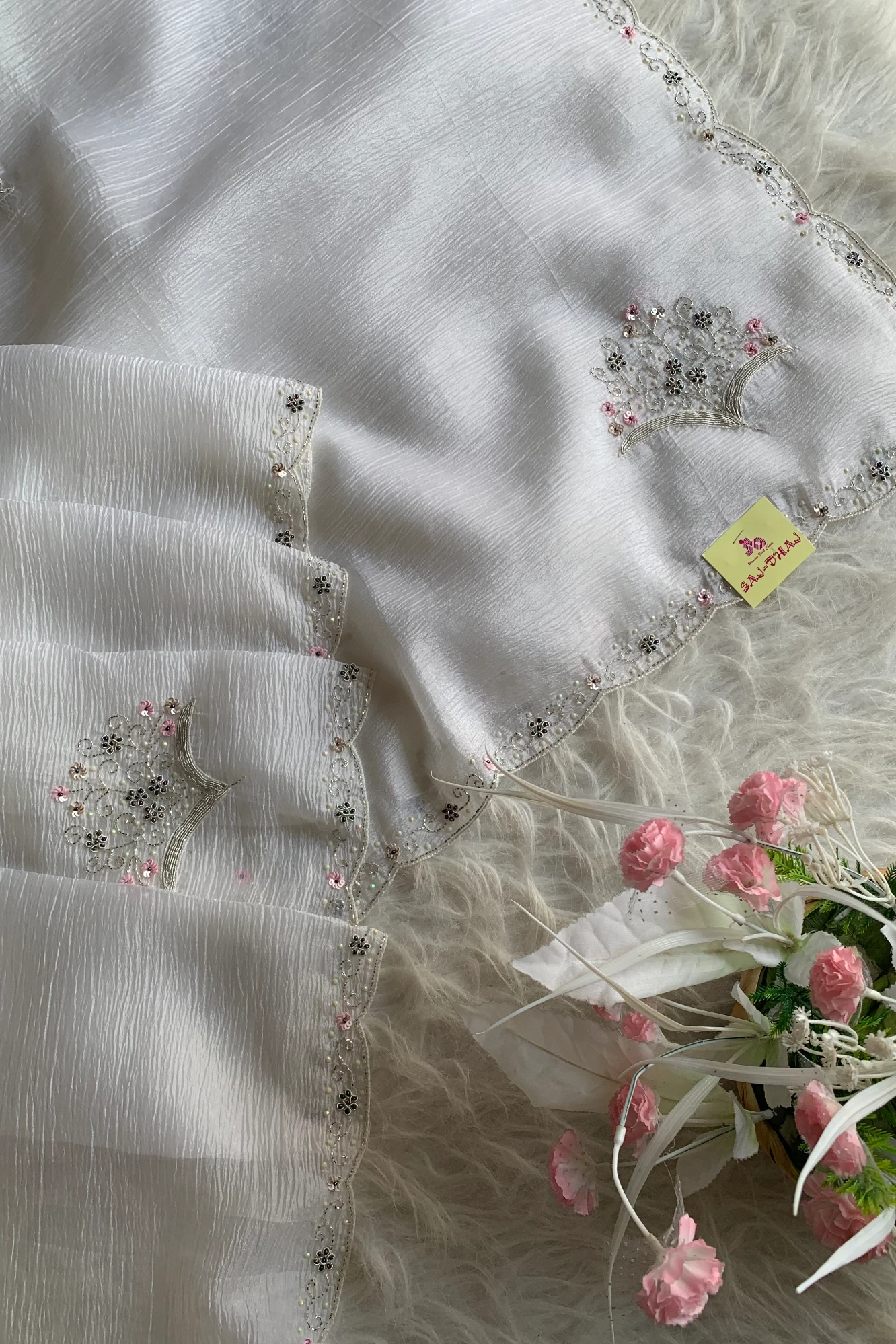 White Embellished Crush Saree 5362 02