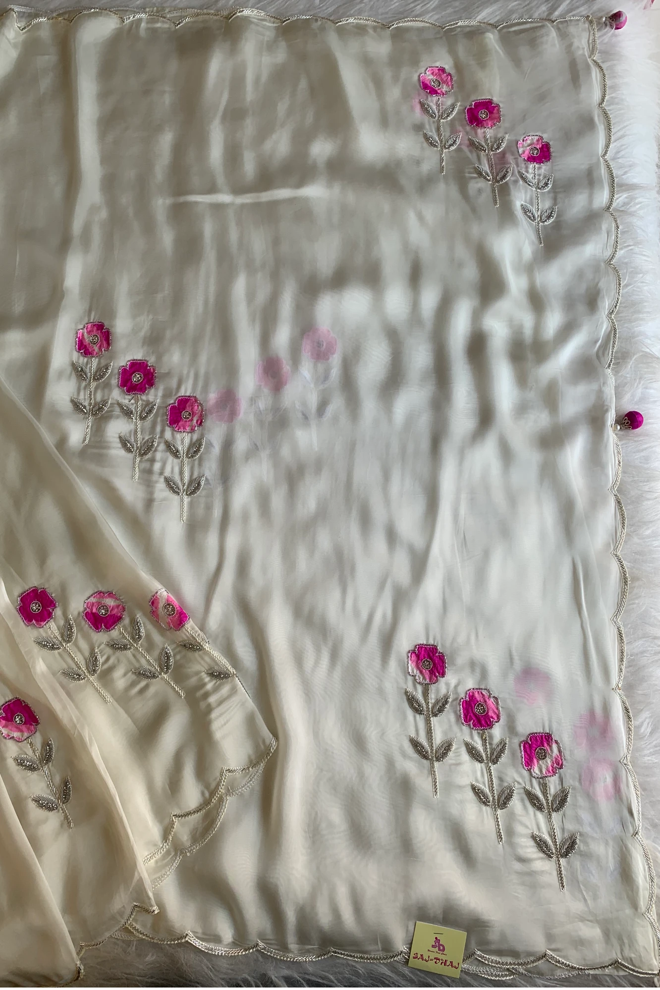 White Embellished Habutai Silk Saree 5374 02