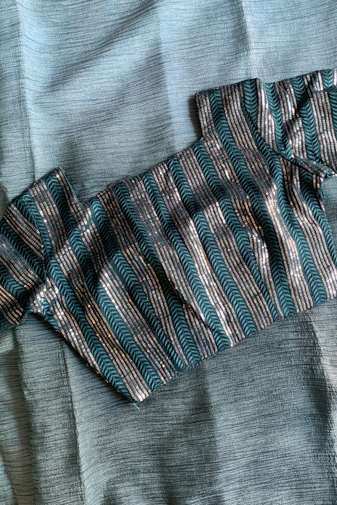 Shaded Peacock Blue Crush Saree 4861 06