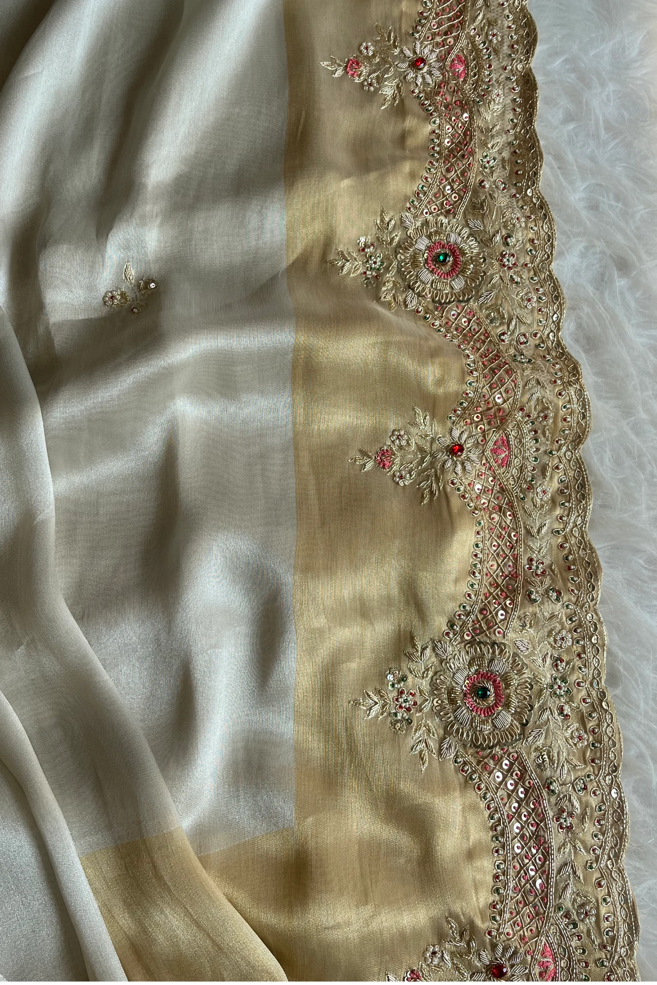 Gold Ivory Zardosi Kanchi Saree 5650 10