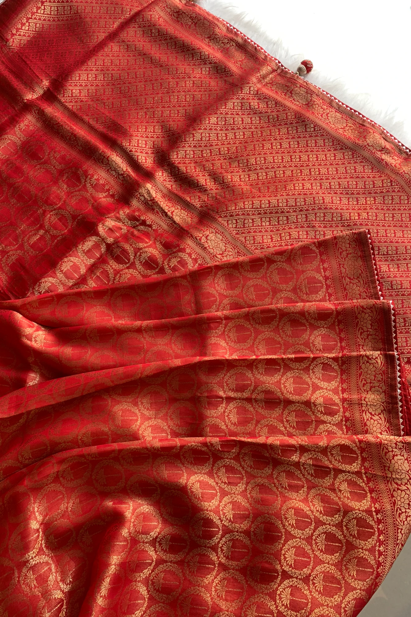 Red Traditional Banarasi Saree 5763 14