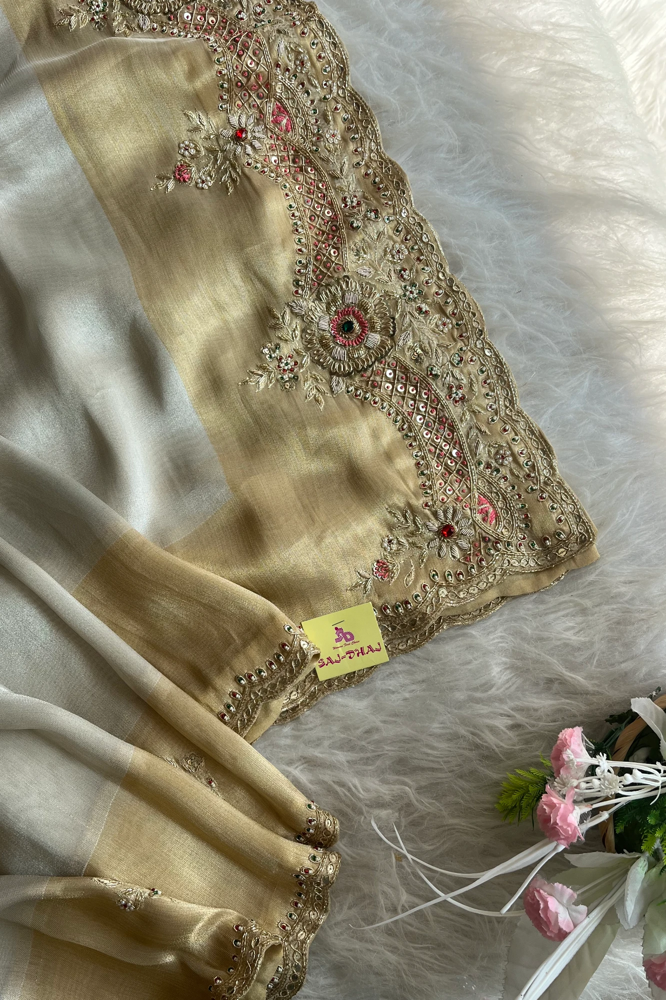Gold Ivory Zardosi Kanchi Saree 5650 10
