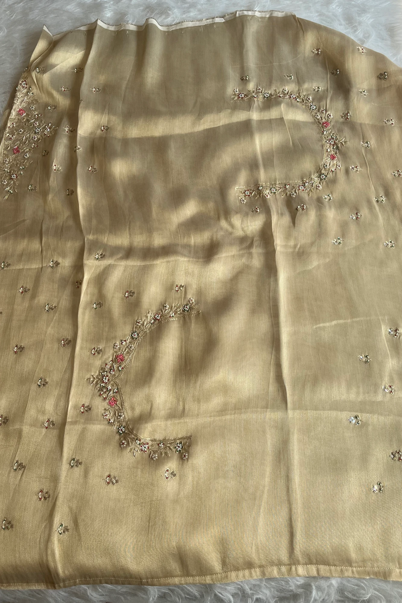 Gold Ivory Zardosi Kanchi Saree 5650 10