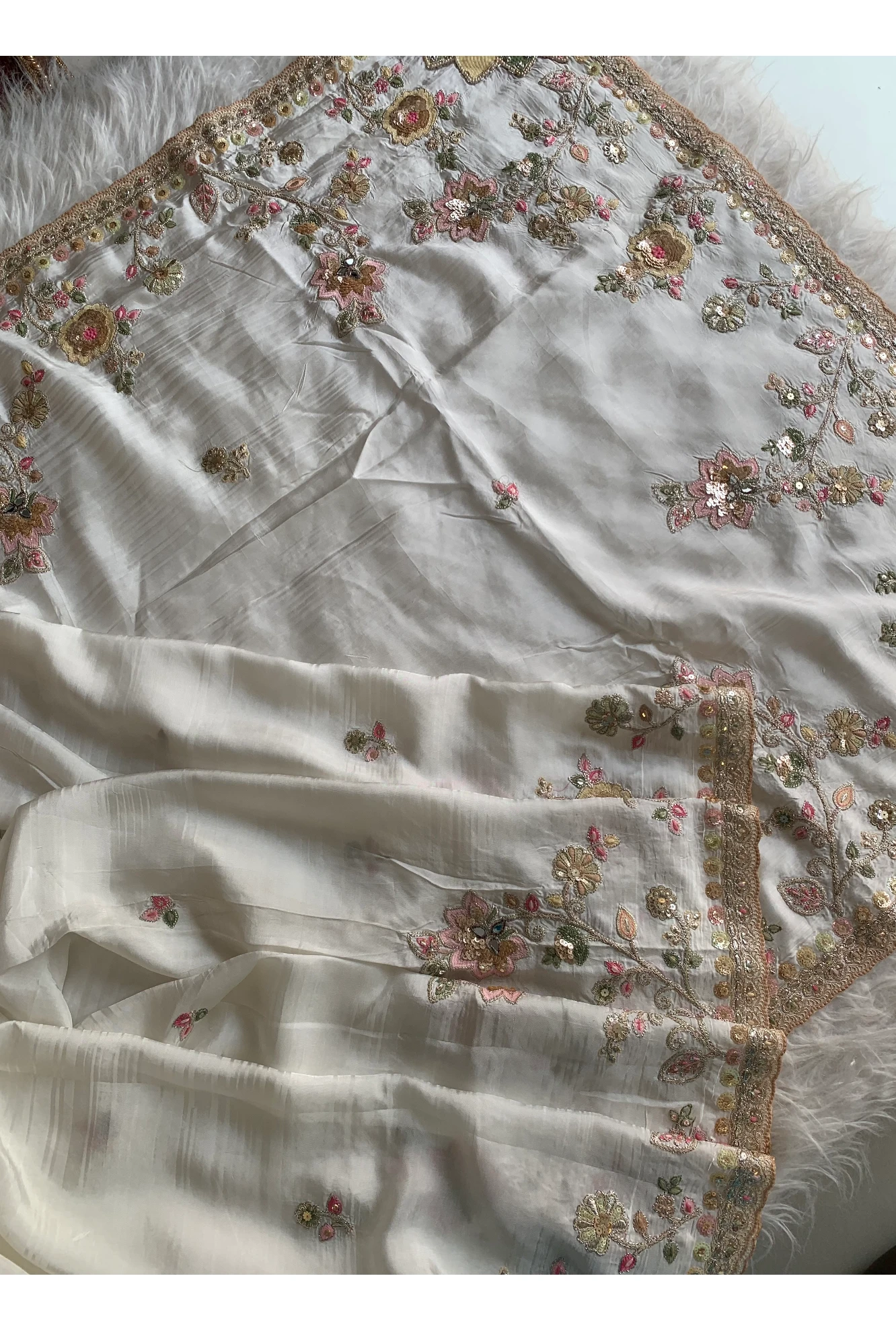 White Saree with Multicolour Embroidery 5786 01