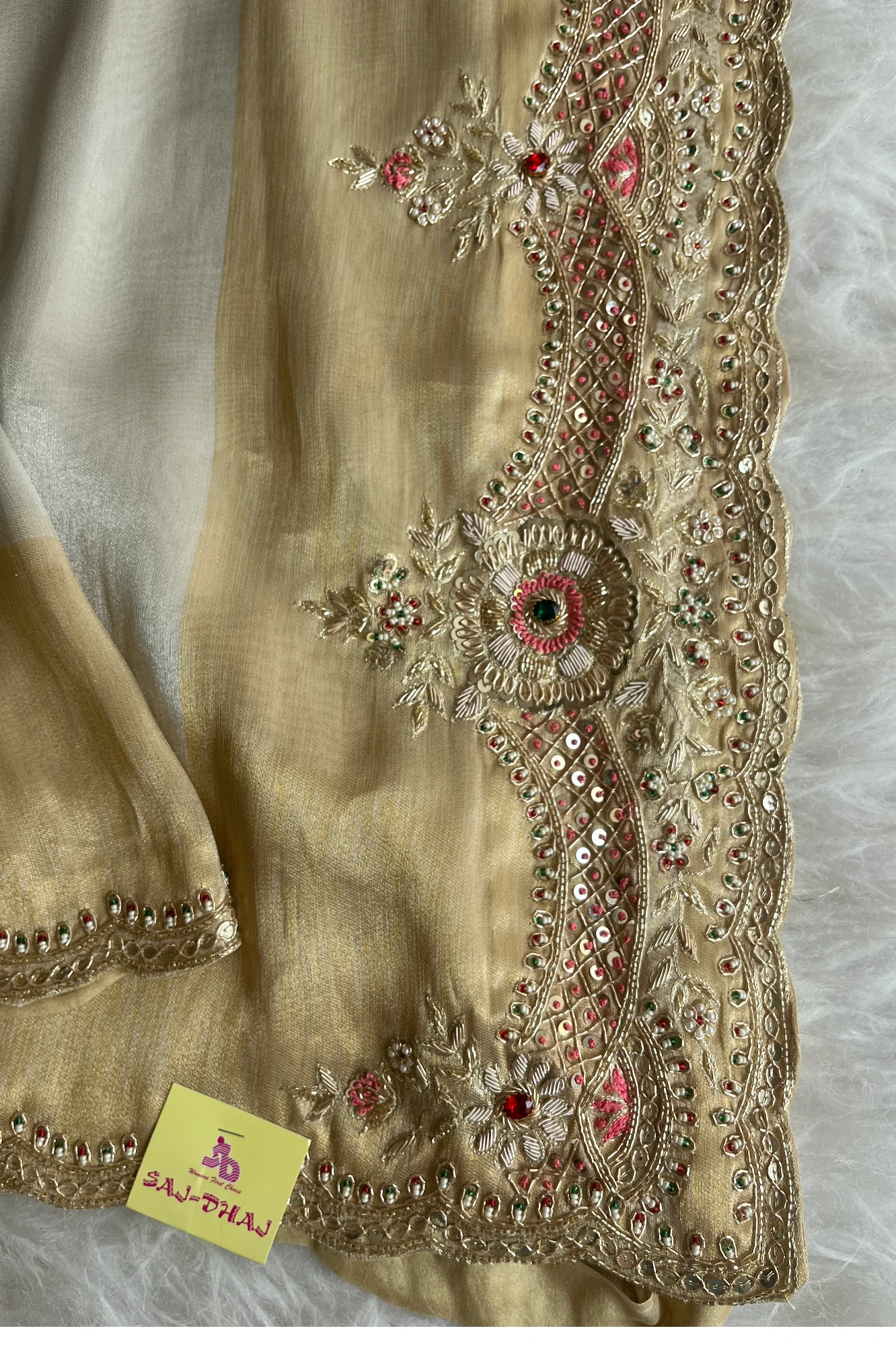 Gold Ivory Zardosi Kanchi Saree 5650 10