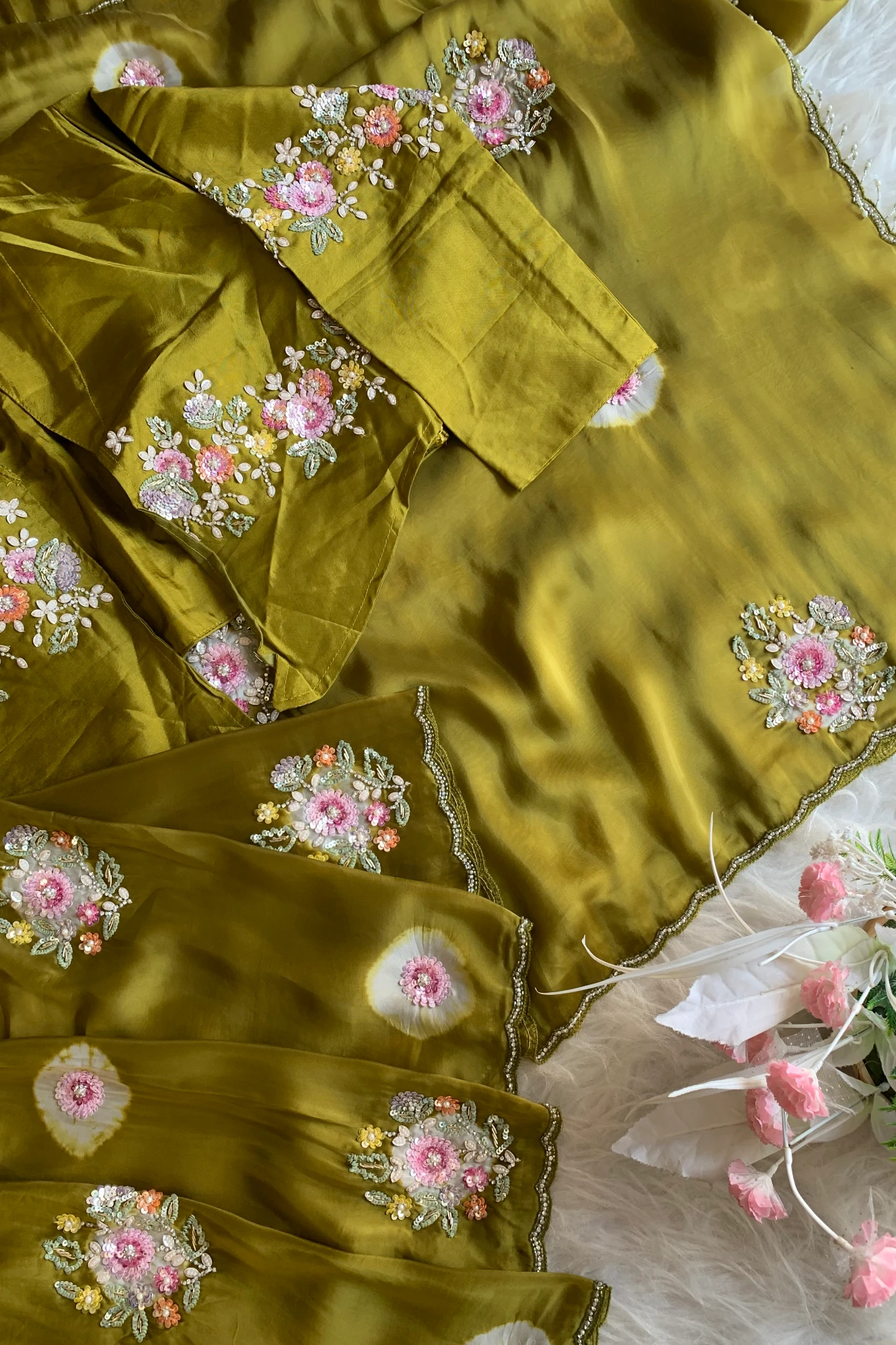Olive Green Tie-Dye Habutai Silk Saree 5650 02