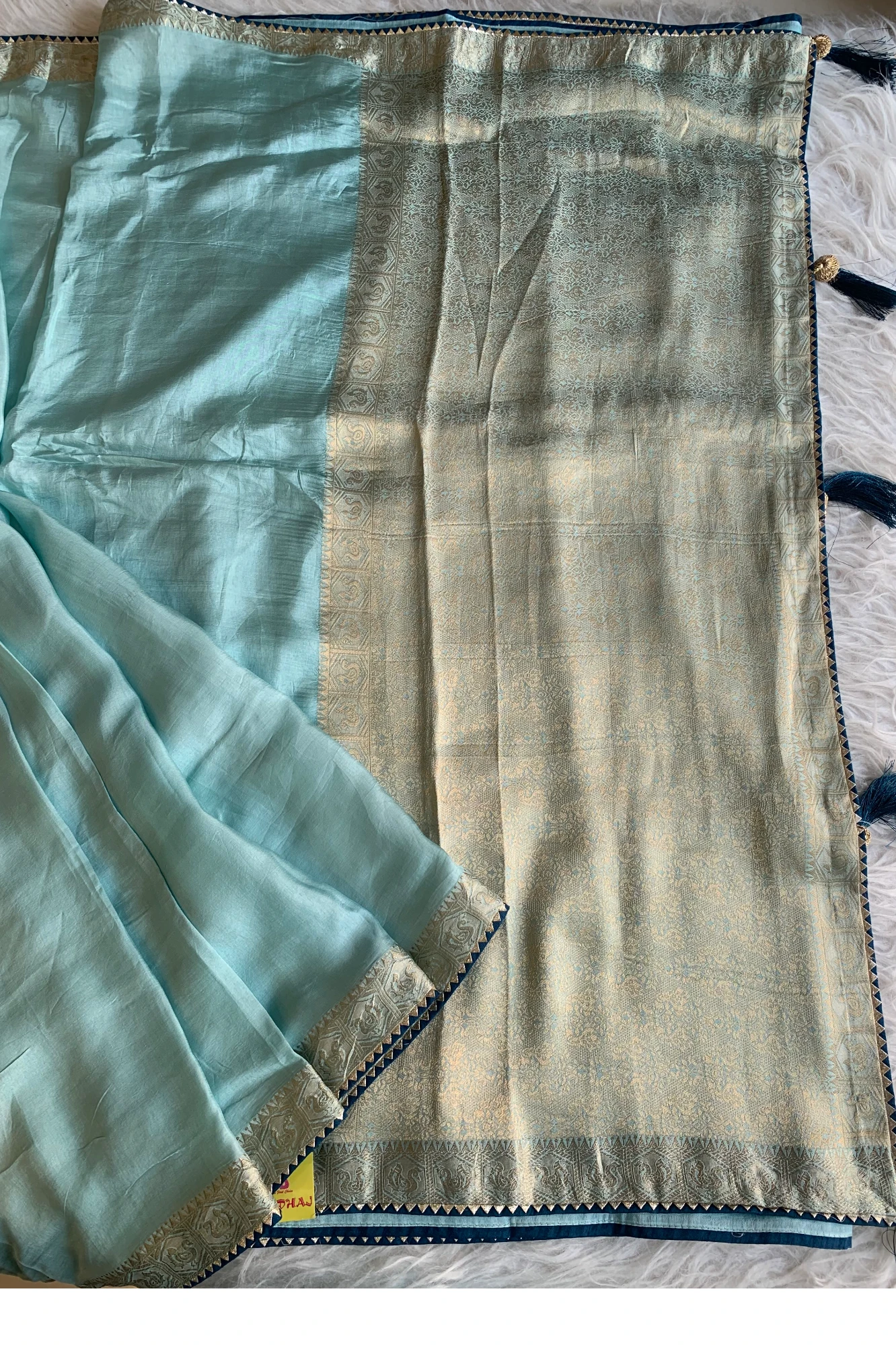 Blue Dola Saree with Blue Jamawar Blouse 5754 03