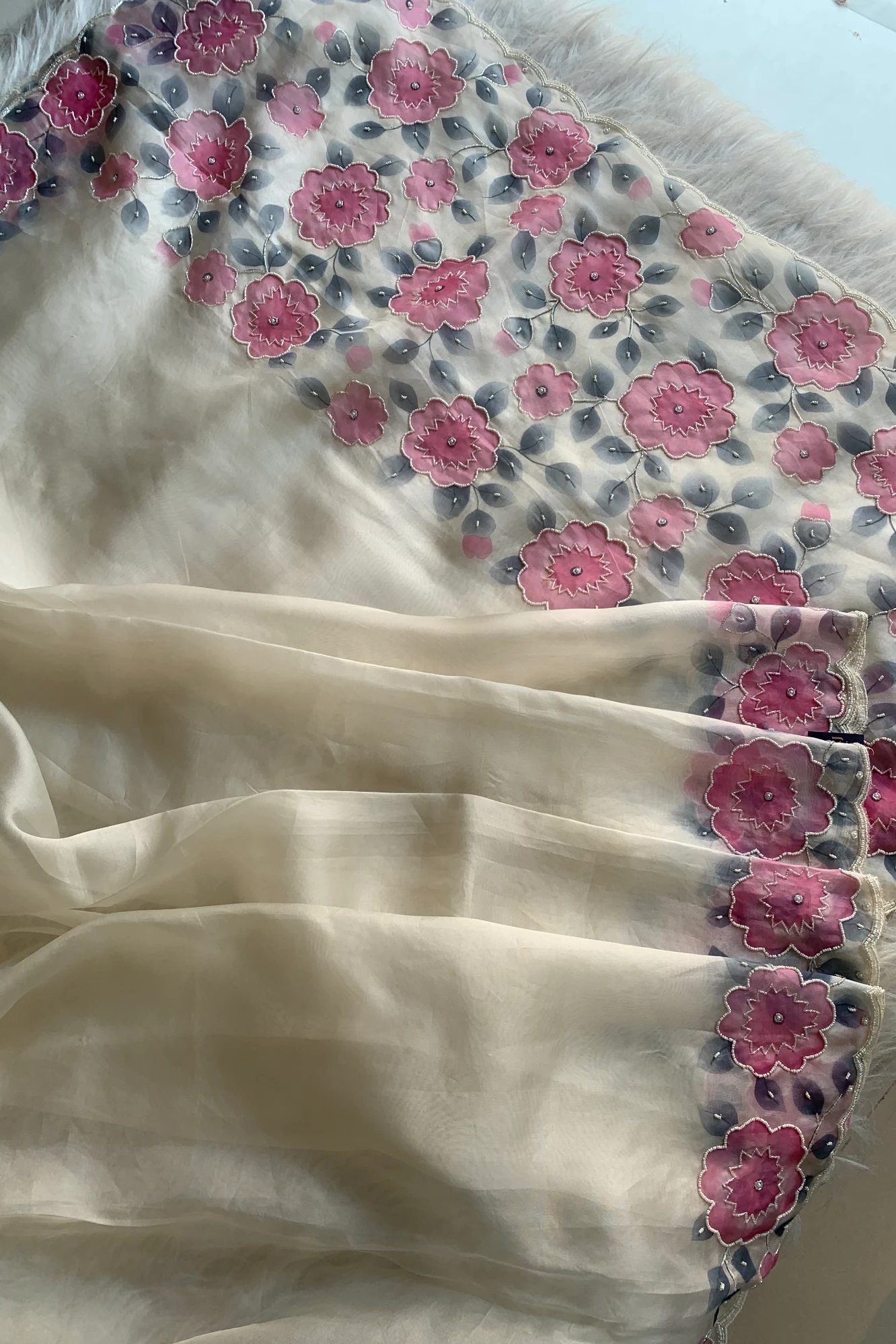 Off White Applique Pure Organza Saree 5844 04