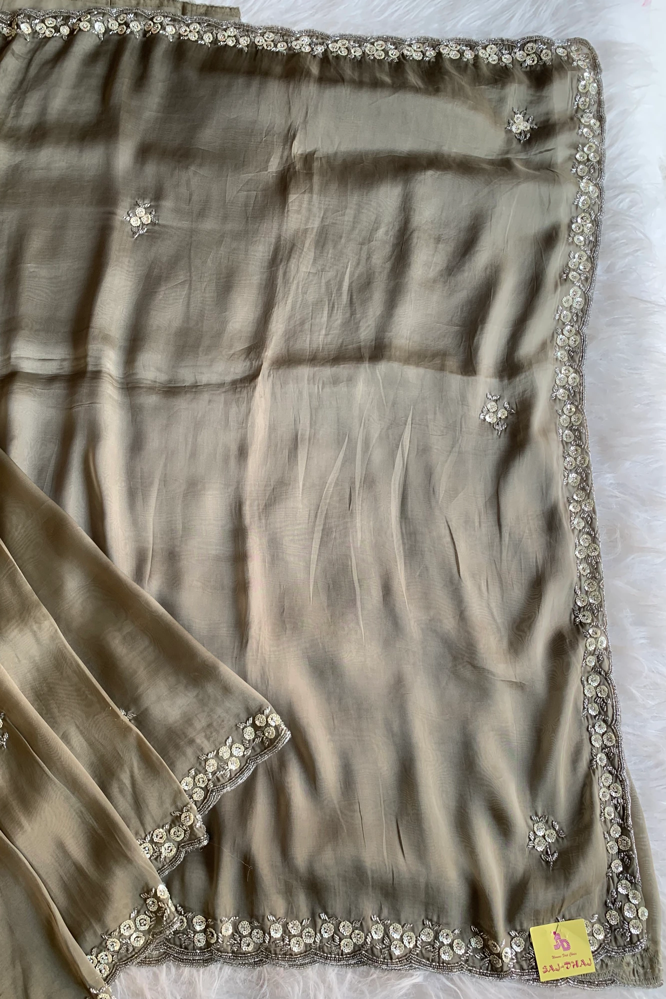 Olive Green Embellished Habutai Silk Saree 4721 01