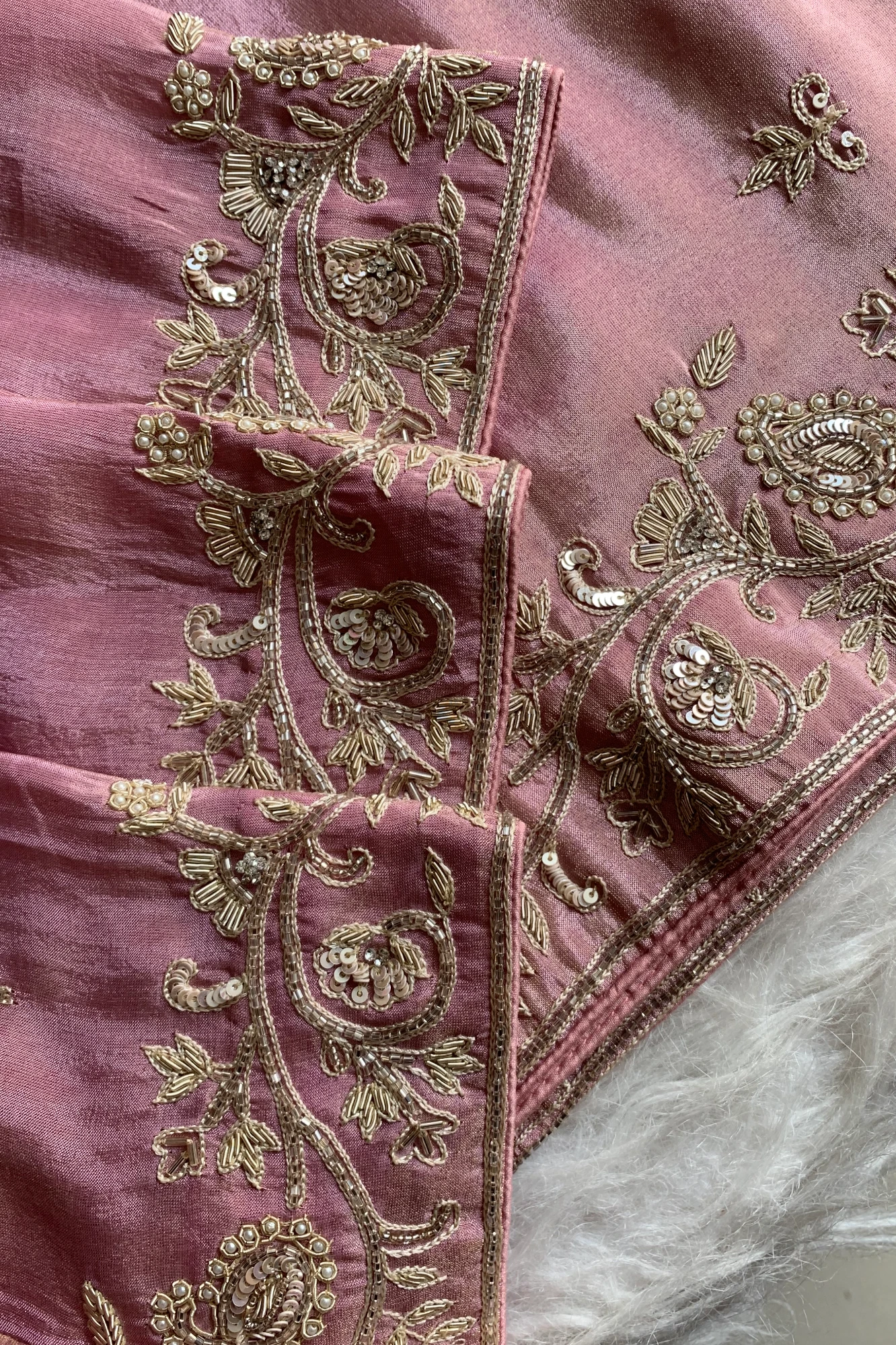 Onion Pink Embellished Tissue Saree 5792 02