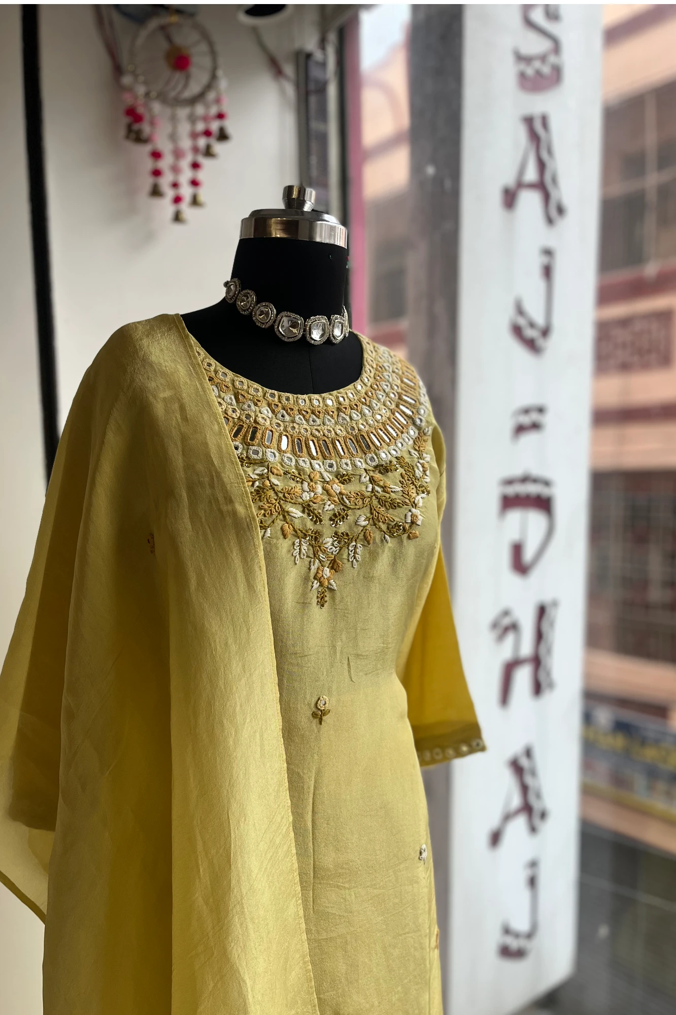Lemon Yellow Tissue Kurti with Mirror & Thread Work – Set with Pants & Dupatta 5147 05