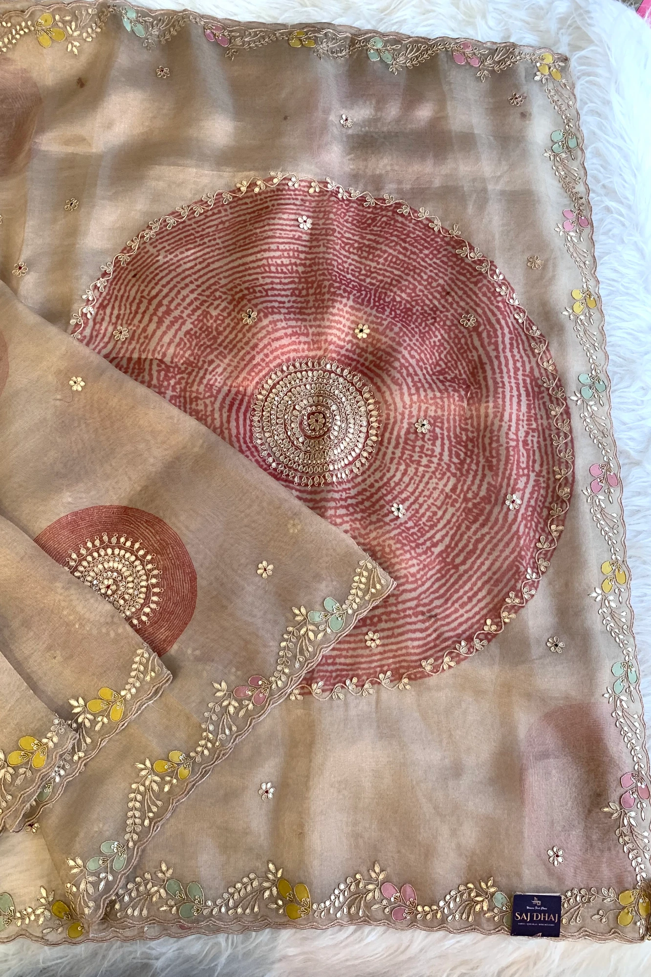 Gota Patti Organza Saree with Tie Dye Effect (beige+Pink) 5838 01