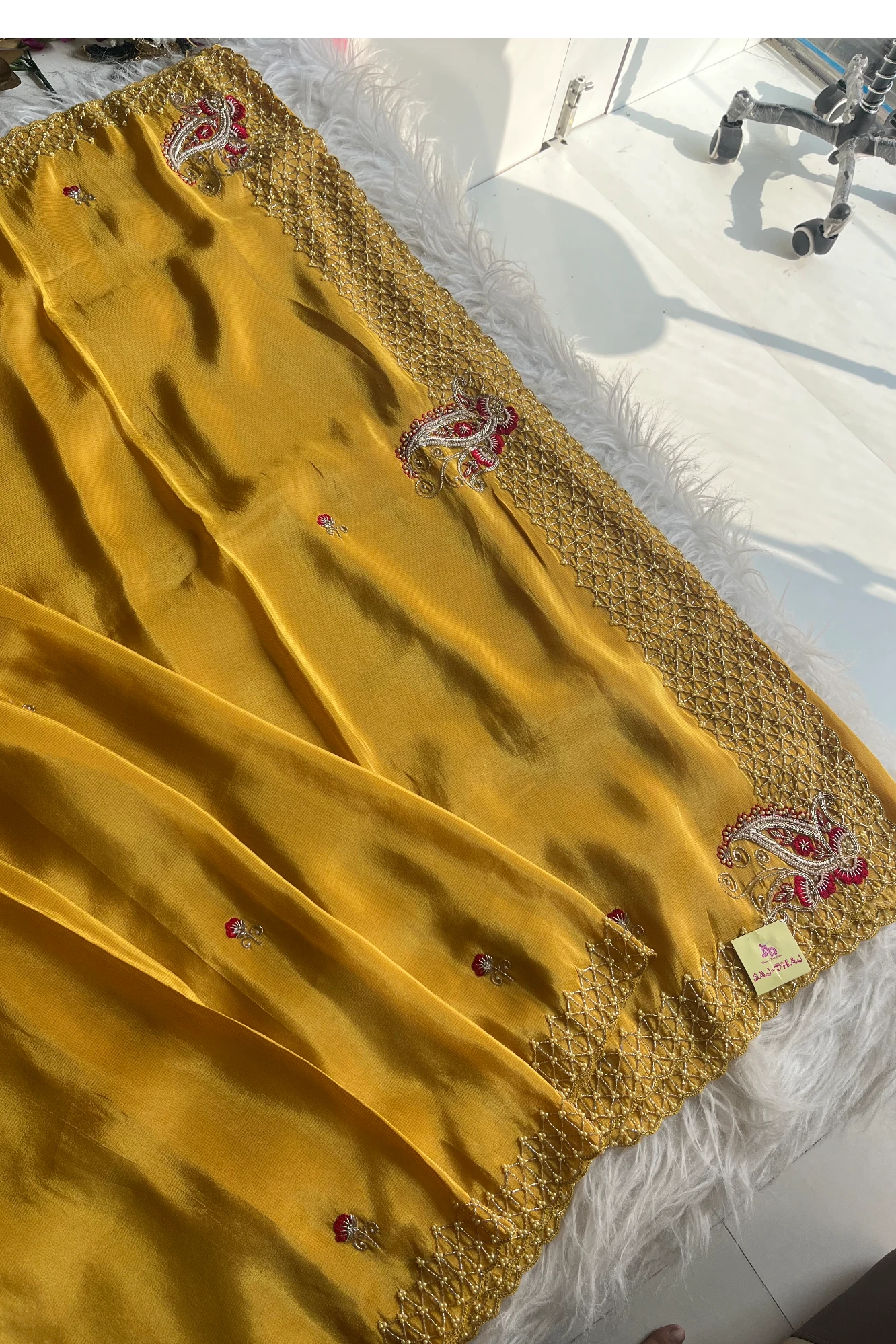 Mustard Saree with Embroidered Border 5142 06