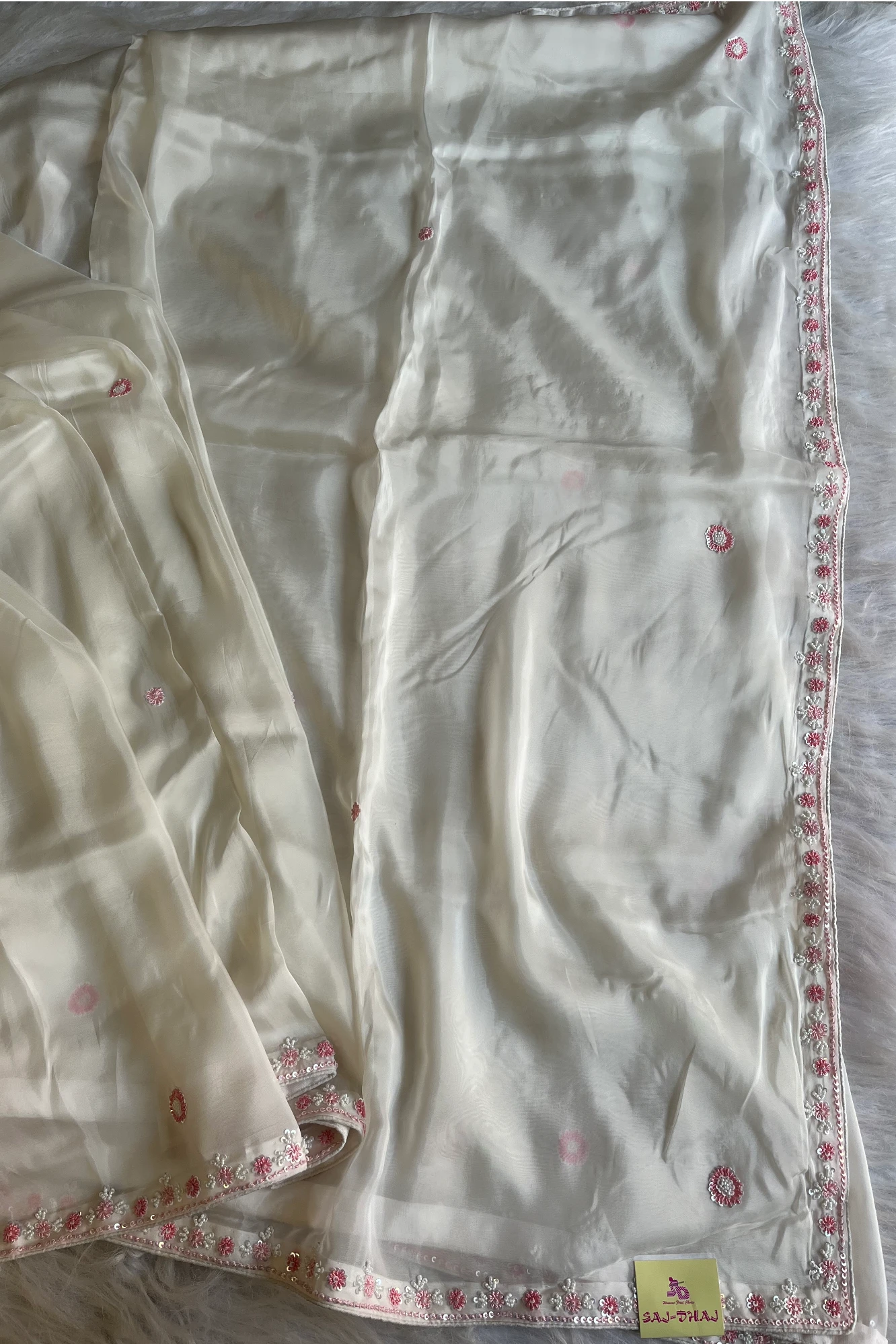 Habutai Silk Saree with Pearls 5385 04