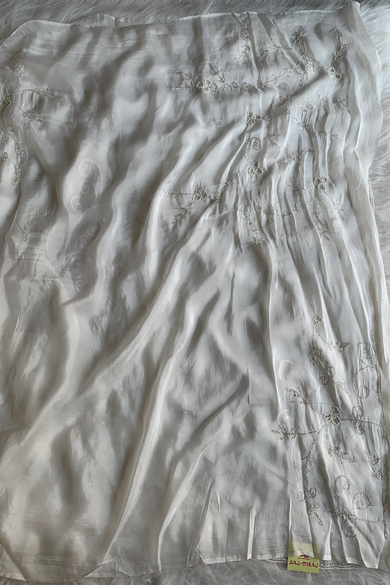 White Embellished Habutai Silk Saree 5365 12