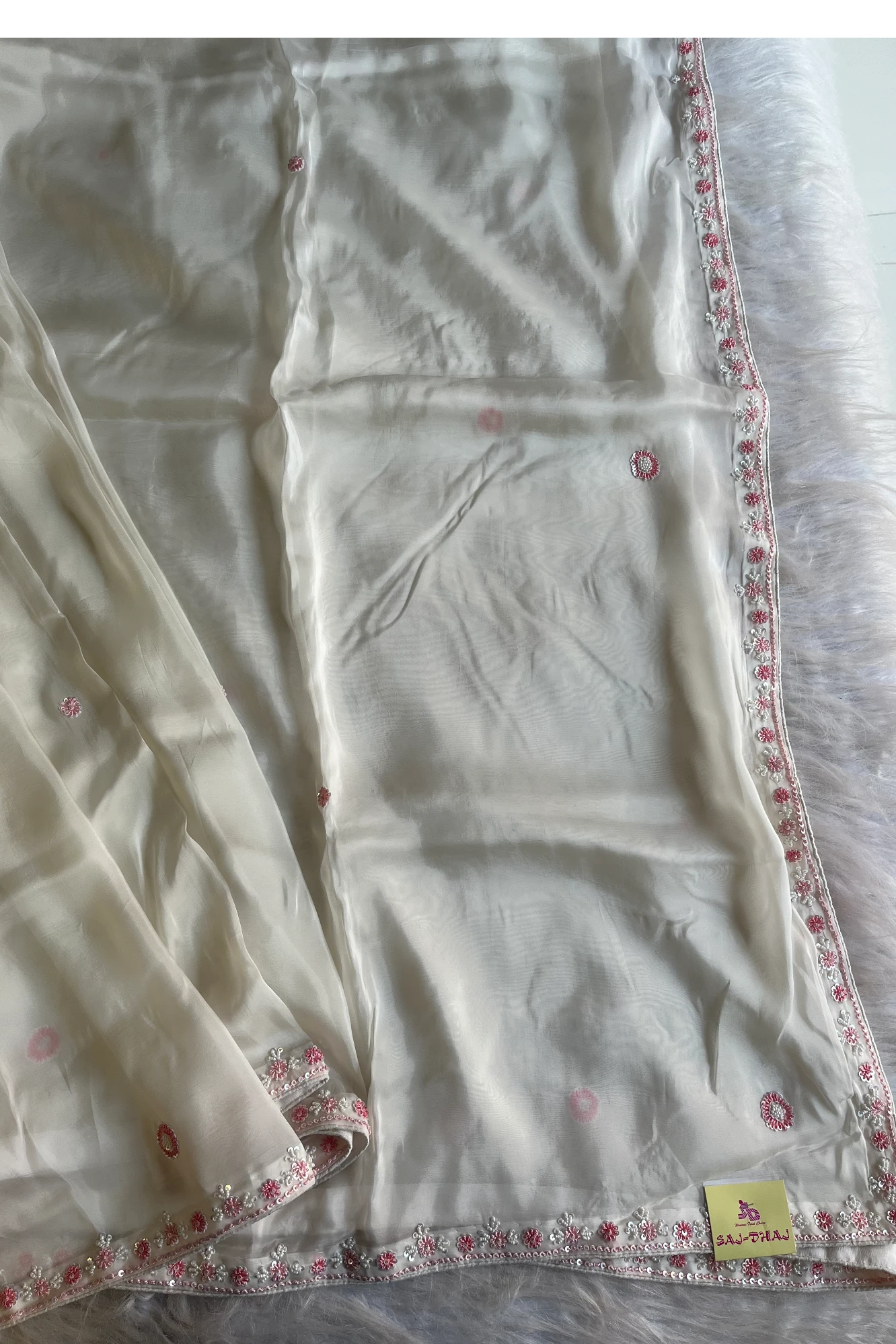 Habutai Silk Saree with Pearls 5385 04