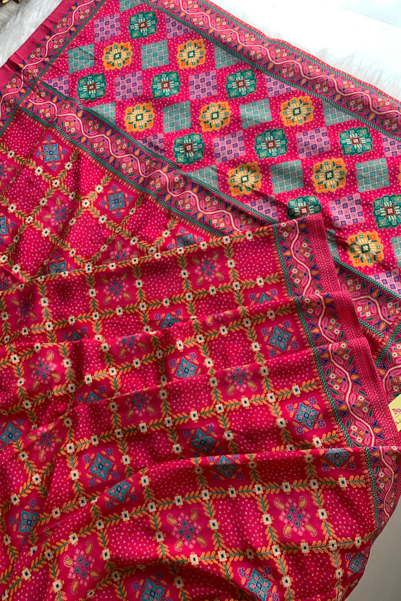 Red Patola Design Banarasi Saree 5776 04