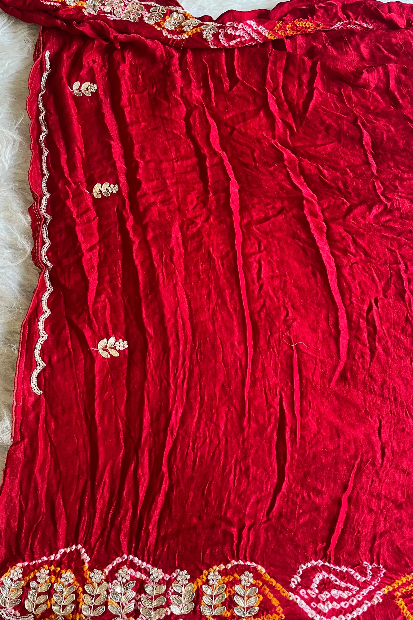 Exquisite Gajji Silk Gharchola Saree with Gotapatti, Pearls, Cutdana  Embroidered Border 5438 04 (Red)