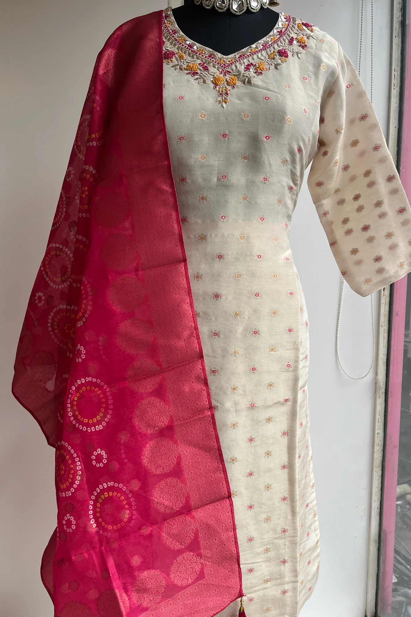 Ivory Banarasi Silk Kurti with Zardosi & Pearls – Set with Rani Pink Dupatta & Pants 5371 11 (42)