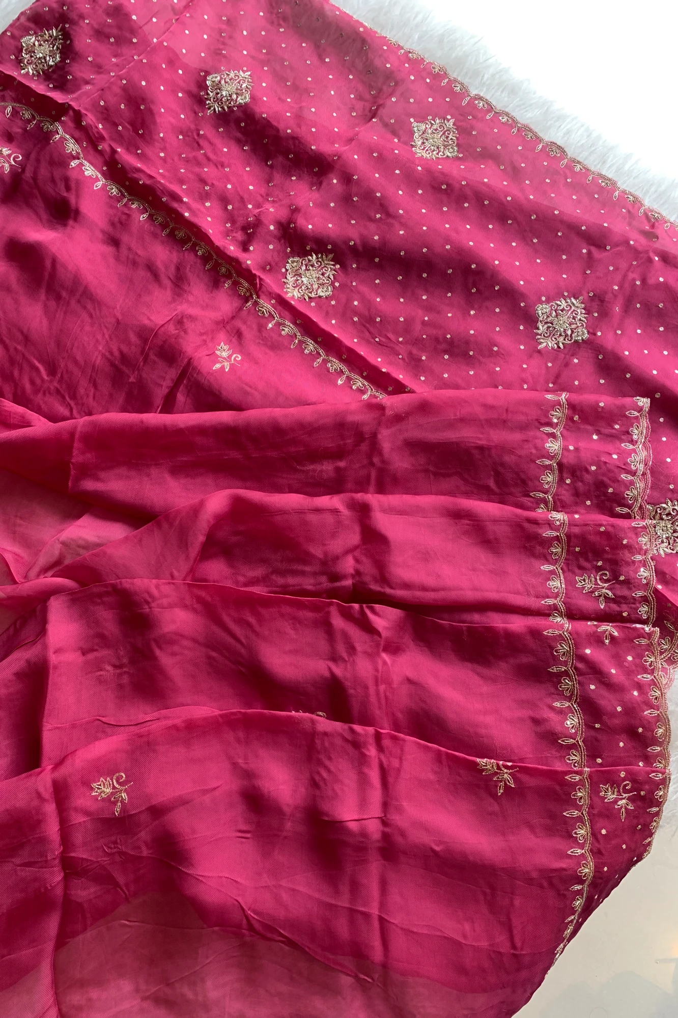 Onion Pink Embellished Lilly Silk Saree 5848 02