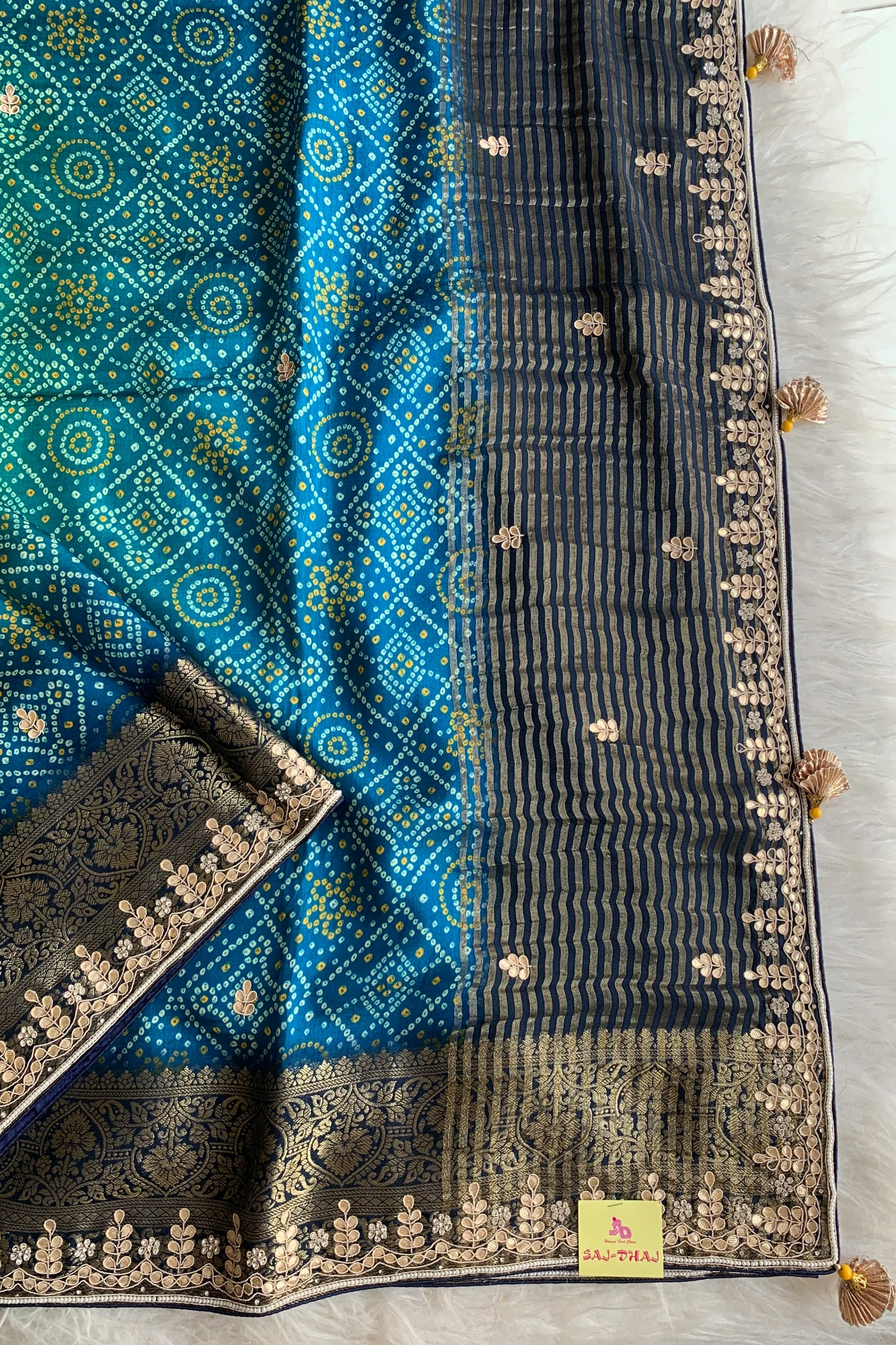 Peacock Shade Bandhej Russian Silk Saree 5364 09