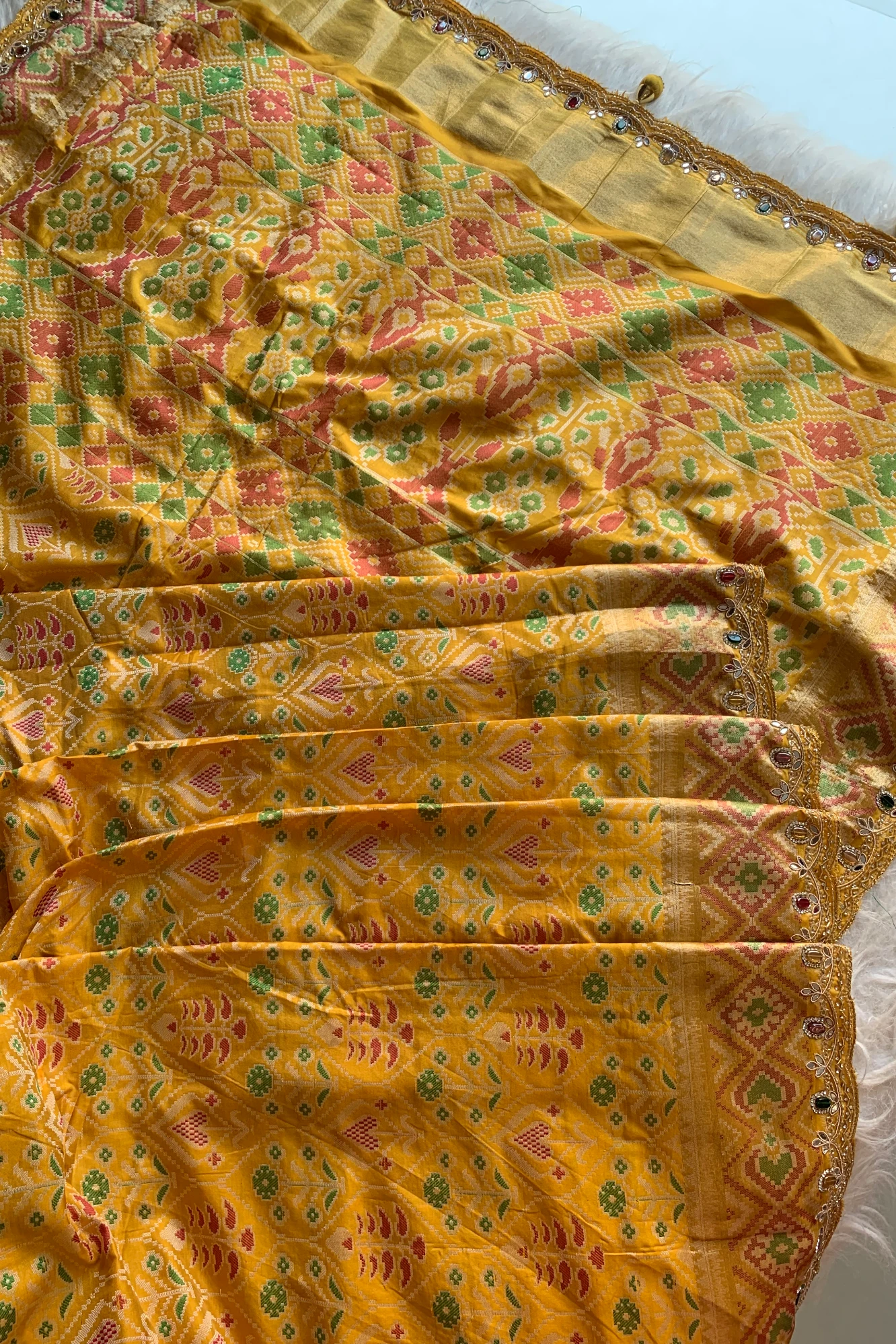 Yellow Patola Jewel Work Banarasi Saree 5862 02