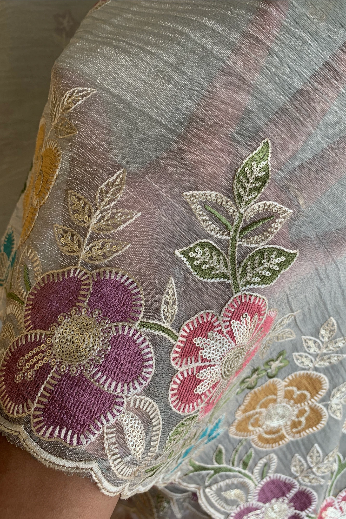Ash Crush Tissue Organza Floral Saree 5773 04