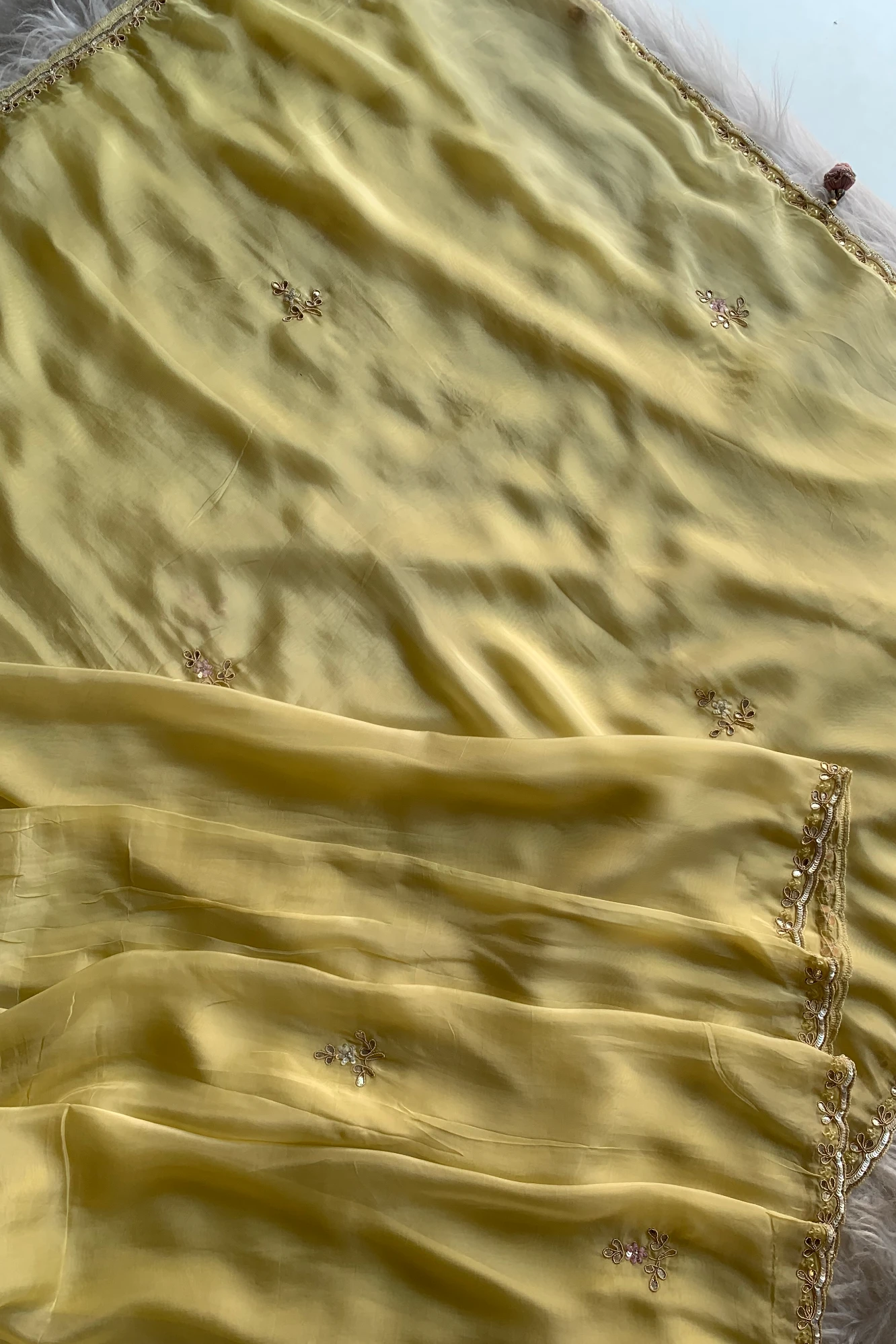 Lemon Yellow Embellished Habutai Silk Saree 4854 02