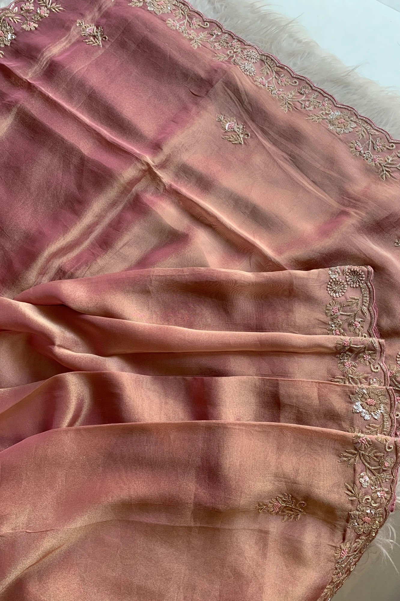 Onion Pink Embellished Tissue Saree 5664 05